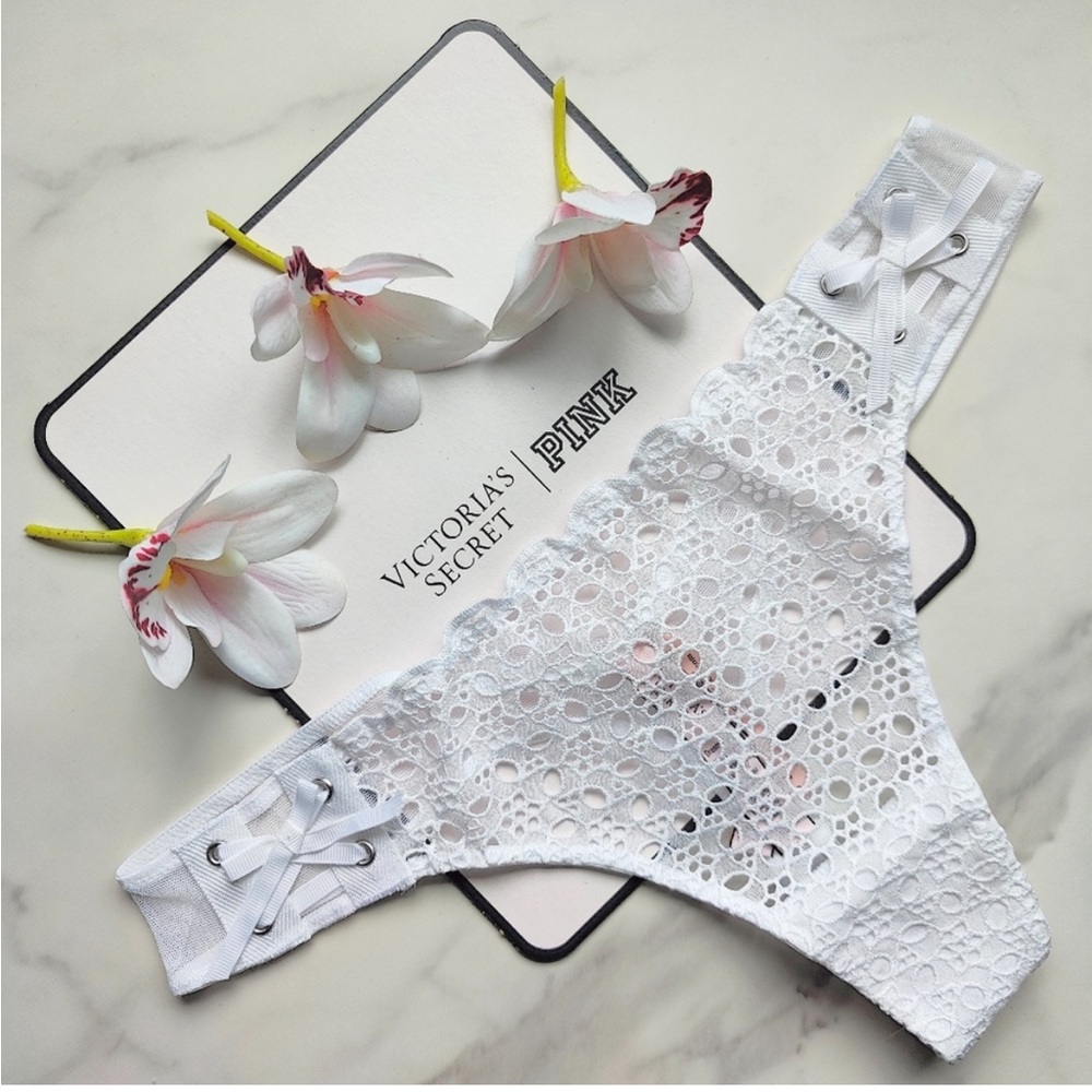 NWT Victoria’s Secret Dream Angels Eyelet Lace Up White Thong Panty